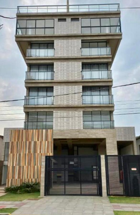 Apto Novo Com Ac 1 Quadra Da Pr Apartment