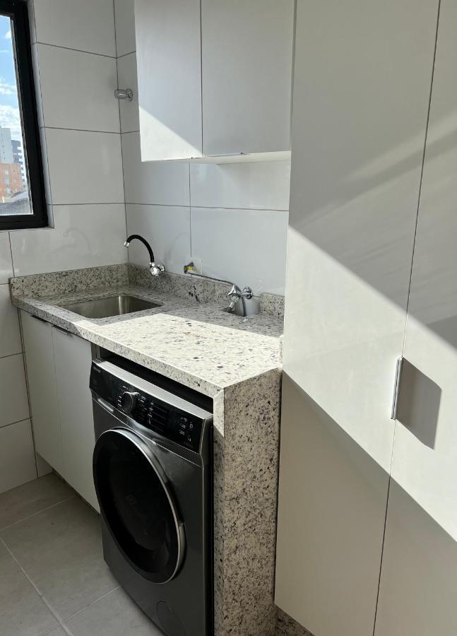 Apto Novo Com Ac 1 Quadra Da Pr Guaratuba